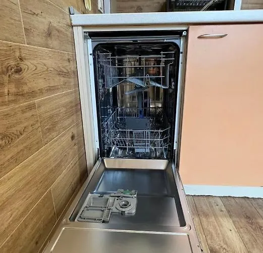 Rio Sunny 2bdr Near Ndk - Metro - Non-stop Paid Public Parking Апартаменты София